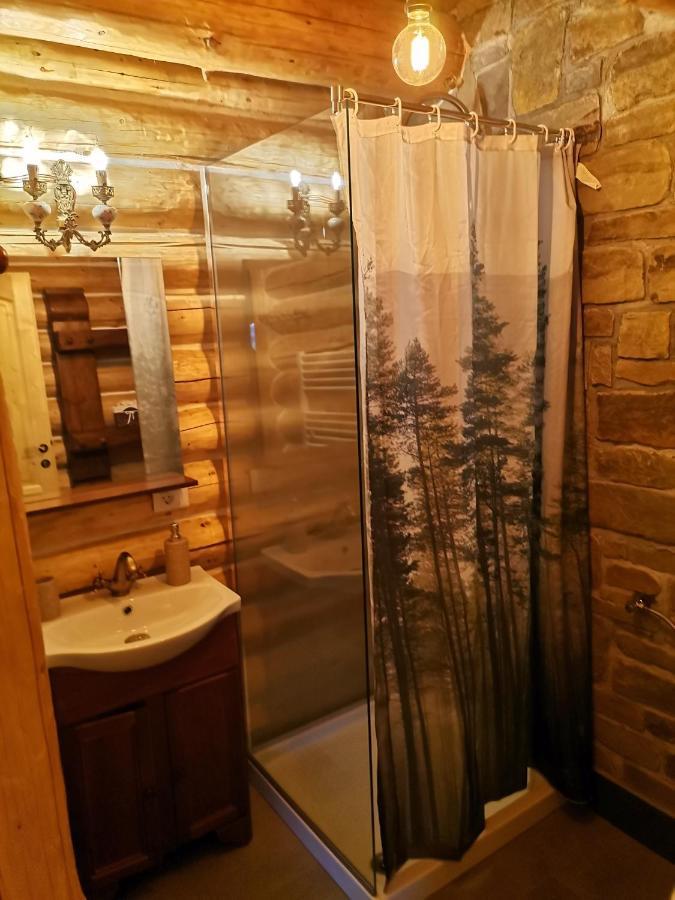 Cabana Casa De Piatra, De La Mara Deseşti Zewnętrze zdjęcie