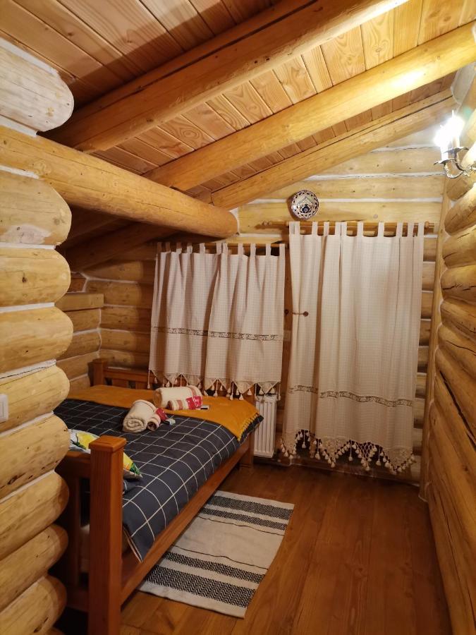 Cabana Casa De Piatra, De La Mara Deseşti Zewnętrze zdjęcie