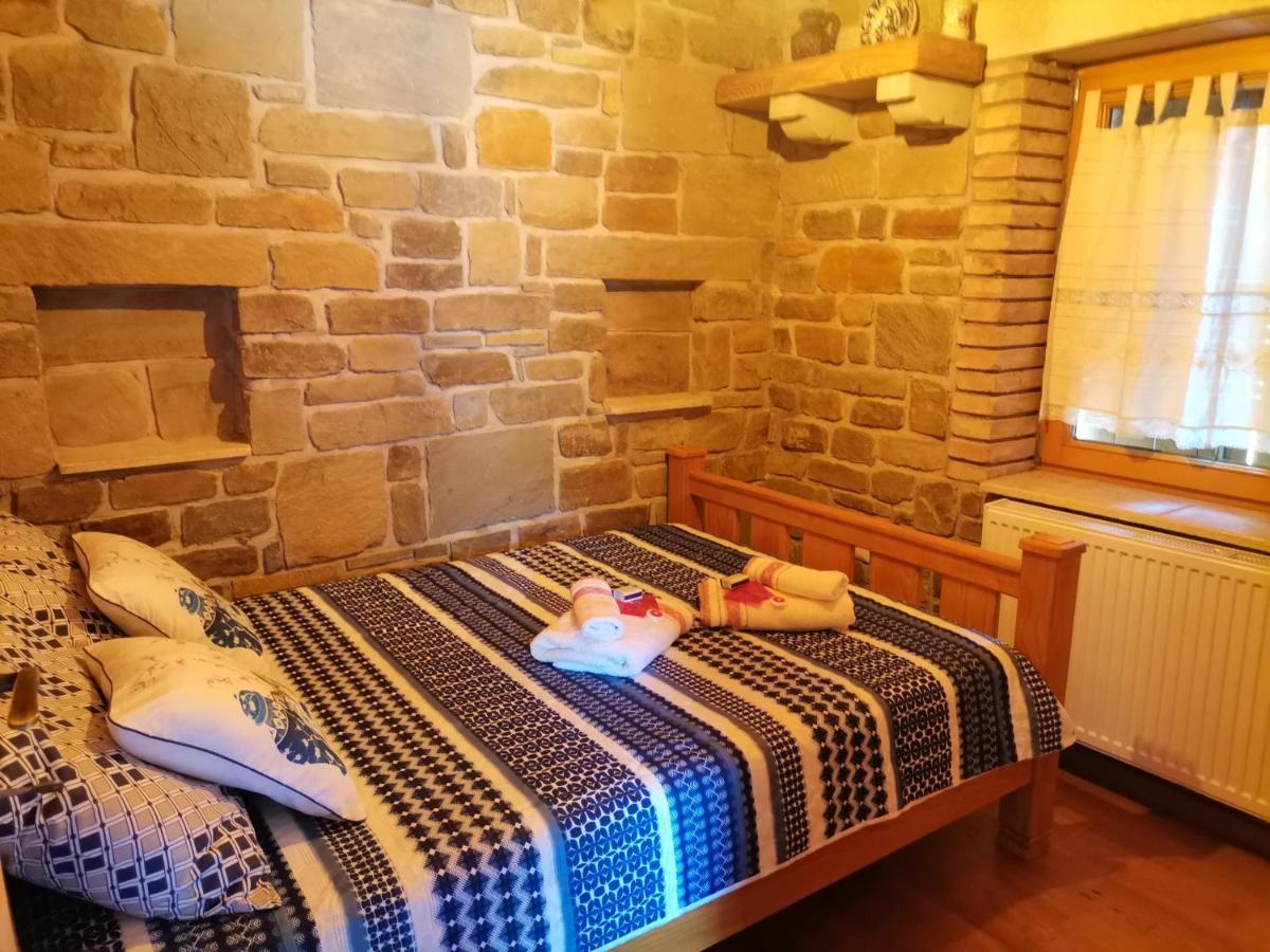 Cabana Casa De Piatra, De La Mara Deseşti Zewnętrze zdjęcie